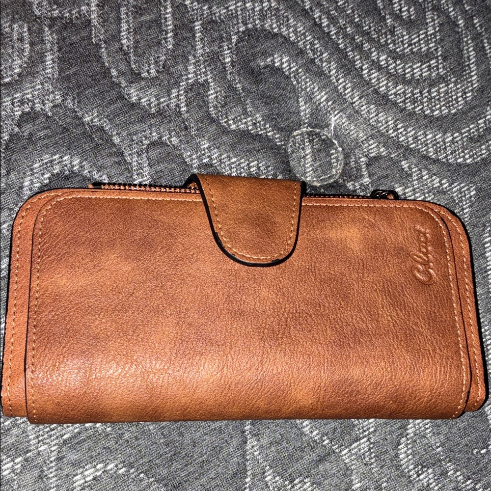Cluci  Leather Zip Wallet in Warm Tan